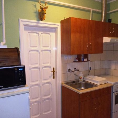Szivárvány Apartman Gyula Exterior foto